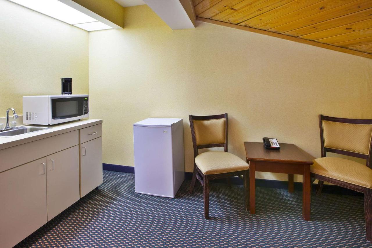 Quality Inn Marshall Near I-69 Exteriér fotografie